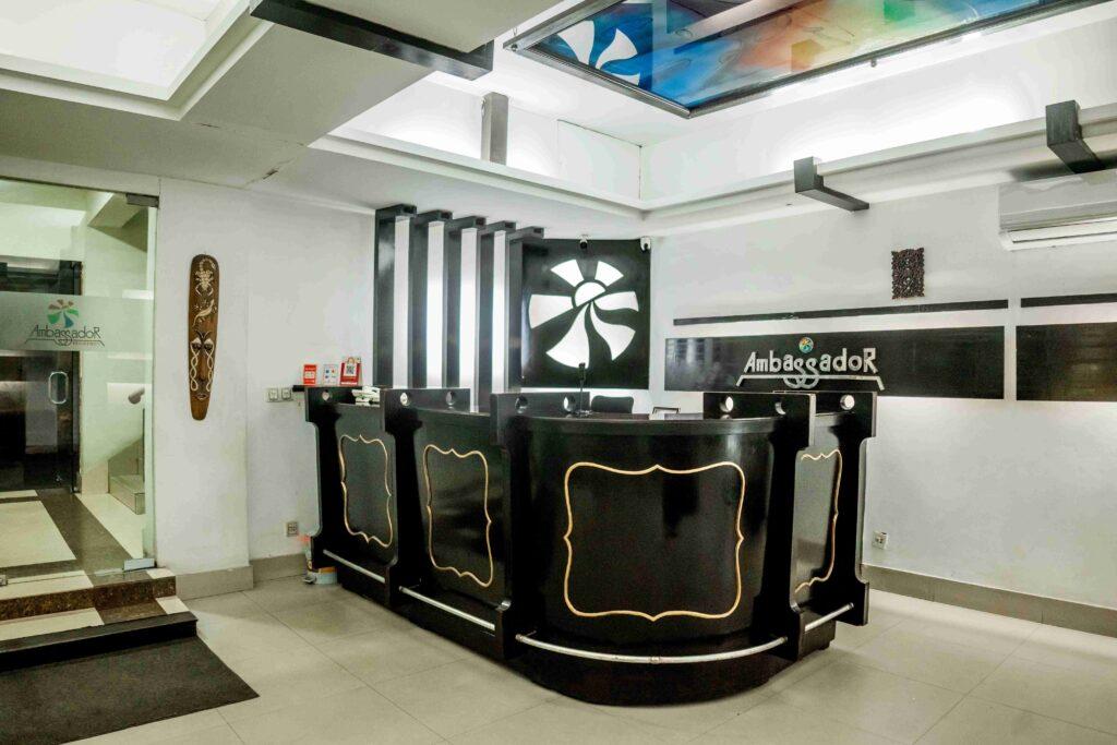 ホテル Ambassador Residency チッタゴン エクステリア 写真
